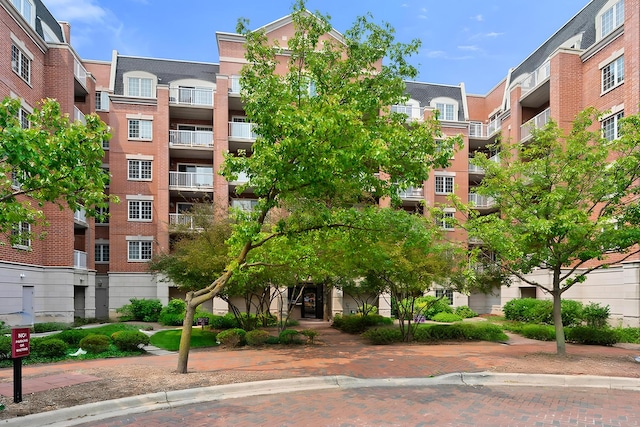 4833 N Olcott Ave Unit 307, Harwood Heights, IL 60706 - photo 1