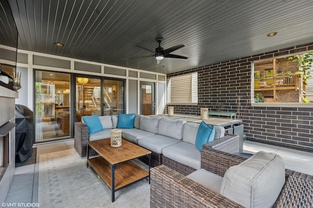 823 W George St Unit 1, Chicago, IL 60657 - view of patio / terrace with an outdoor hangout area and a ceiling fan