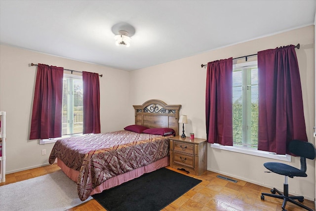1565 S Pointe Dr, Rantoul, IL 61866 - bedroom featuring baseboards