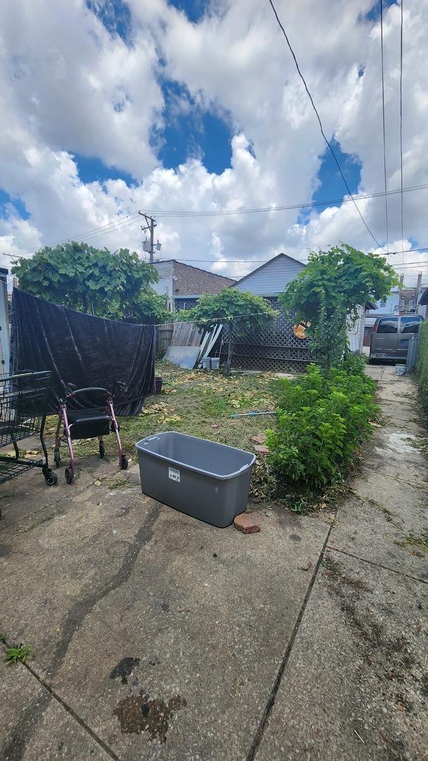 5234 W 25th Pl, Cicero, IL 60804 - view of yard