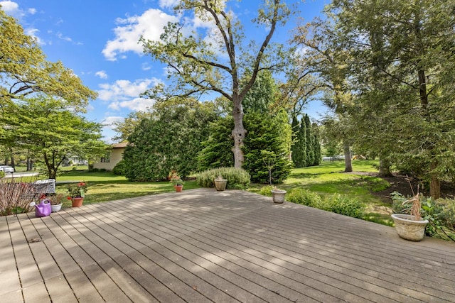 11280 James Ct, Genoa, IL 60135 - deck with a yard