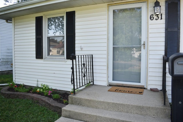 631 Central Ave, Joliet, IL 60436 - entrance to property