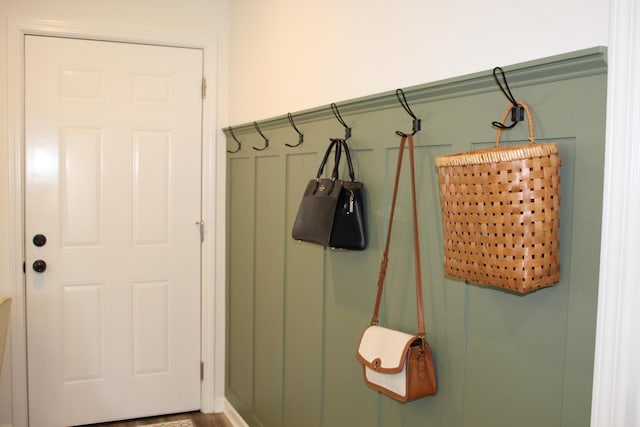 631 Central Ave, Joliet, IL 60436 - view of mudroom