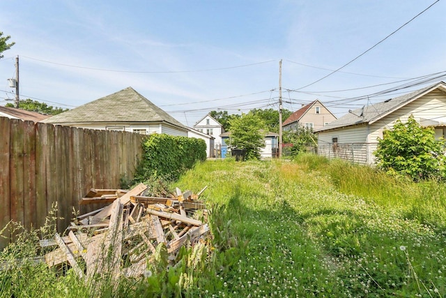 9720 S Exchange Ave, Chicago, IL 60617 - view of yard