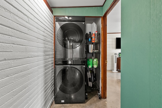 330 S Rosedale Ave, Aurora, IL 60506 - laundry area featuring stacked washer and clothes dryer
