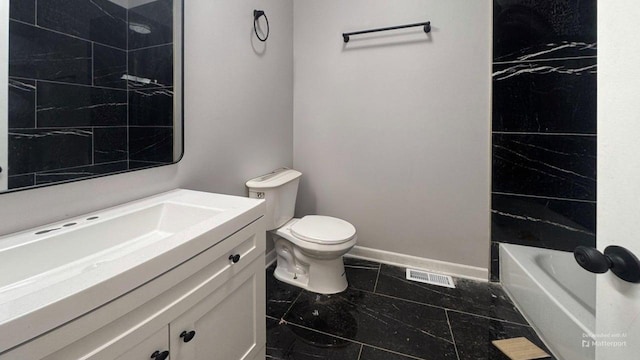 5738 S Carpenter St, Chicago, IL 60621 - bathroom with vanity and washtub / shower combination