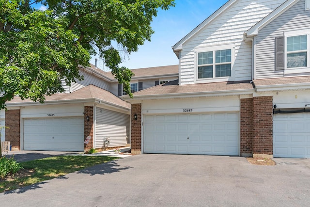 32487 N Rushmore Ave N, Lakemoor, IL 60051 - photo 1