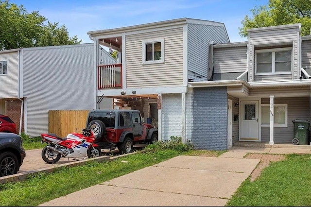 2049 Berkshire Cir Unit D, Carpentersville, IL 60110 - view of front facade with brick siding