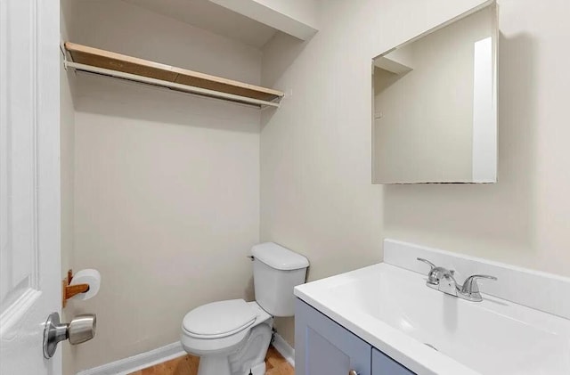 2049 Berkshire Cir Unit D, Carpentersville, IL 60110 - half bath with toilet and vanity