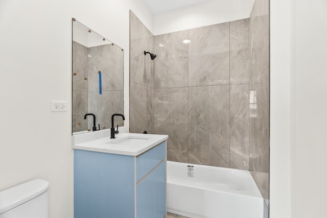 4316 S Michigan Ave Unit 1S, Chicago, IL 60653 - bathroom featuring vanity and  shower combination