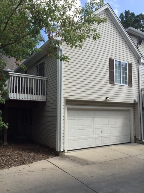301 W Treehouse Ln, Round Lake, IL 60073 - photo 9