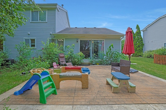 710 Cimarron Dr, Cary, IL 60013 - view of patio
