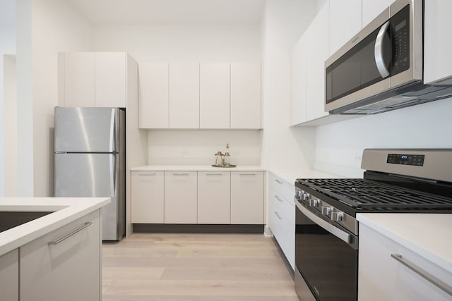 1950 Sheridan Rd Unit 105, Highland Park, IL 60035 - photo 2