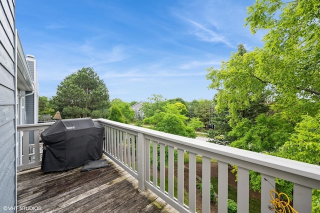 573 W Parkside Dr, Palatine, IL 60067 - deck featuring grilling area and view of scattered trees