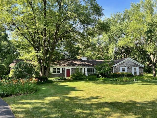 1917 Thornhill Rd, Inverness, IL 60067 - view of front of house with a front yard