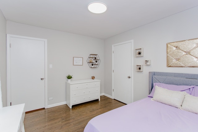 5246 N Mason Ave, Chicago, IL 60630 - bedroom featuring wood finished floors and baseboards