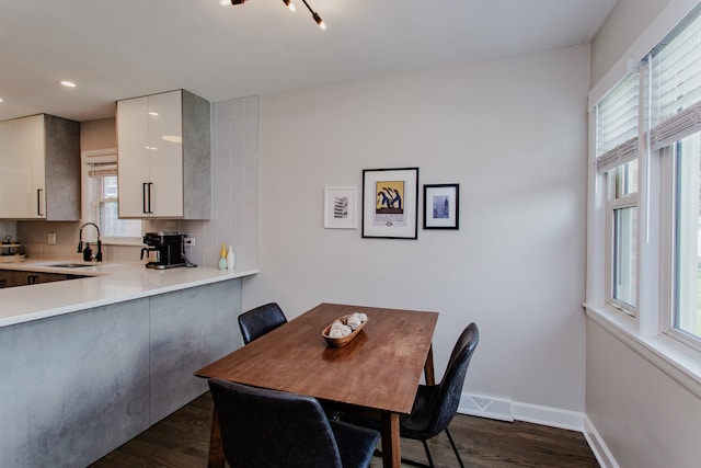 5246 N Mason Ave, Chicago, IL 60630 - dining space with dark wood-style floors and recessed lighting
