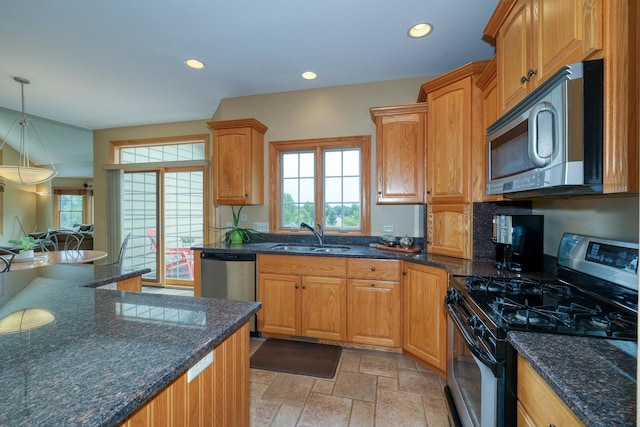 1272 Coyote Ct, Hampshire, IL 60140 - photo 3