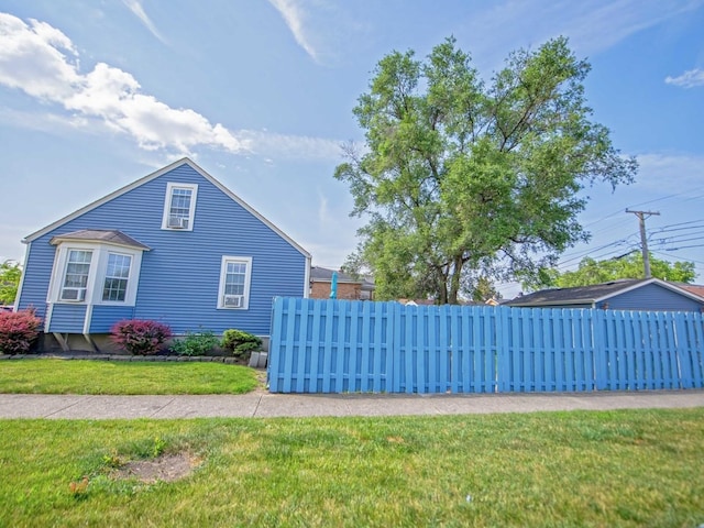 1742 N 34th Ave, Stone Park, IL 60165 - view of side of home
