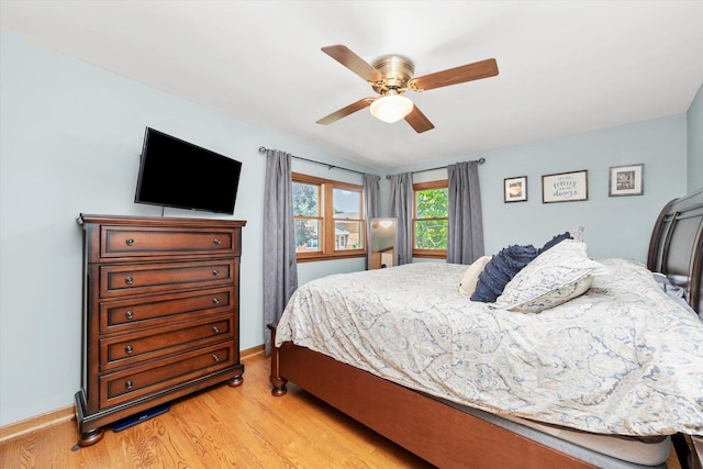 9912 S Kolmar Ave, Oak Lawn, IL 60453 - bedroom with light wood-type flooring and a ceiling fan