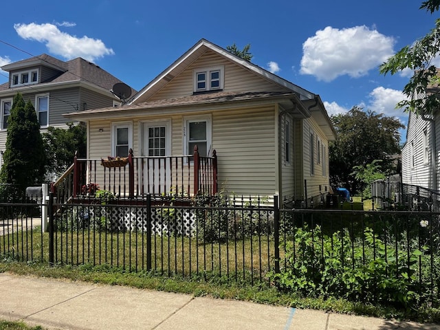 226 N Ohio St, Aurora, IL 60505 - photo 1