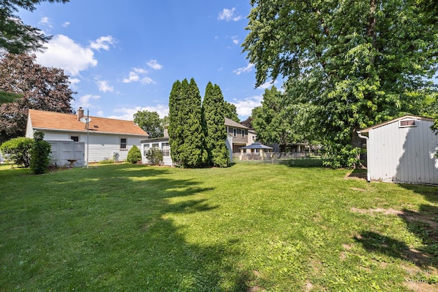 3715 Maple Ave, Mchenry, IL 60050 - view of yard featuring a storage shed