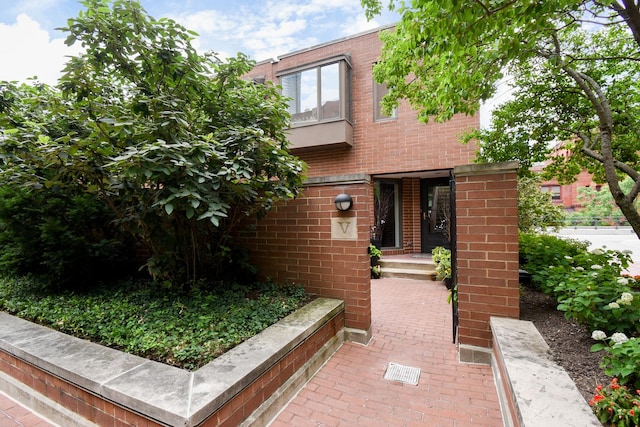801 S Plymouth Ct Unit V, Chicago, IL 60605 - multi unit property with brick siding