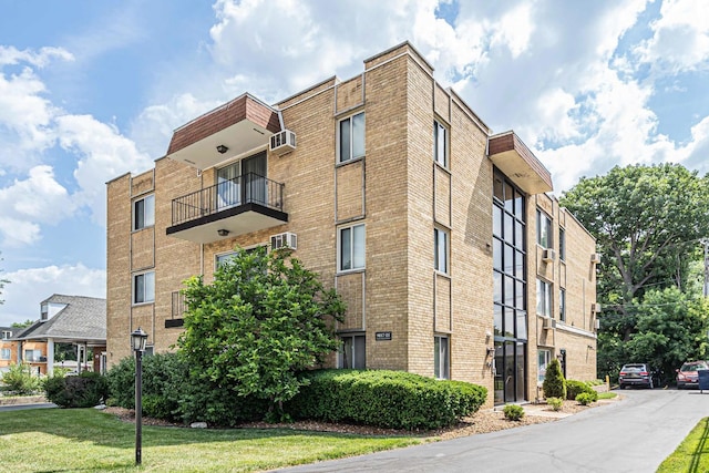 9819 S Cicero Ave Unit 6, Oak Lawn, IL 60453 - view of building exterior