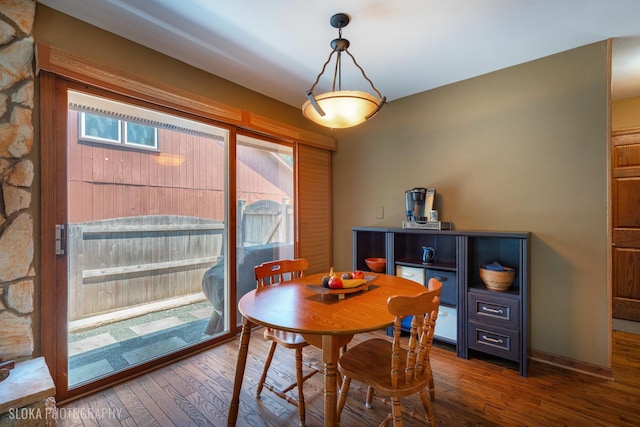 530 Sunnyside Ave, Gurnee, IL 60031 - dining area featuring hardwood / wood-style flooring