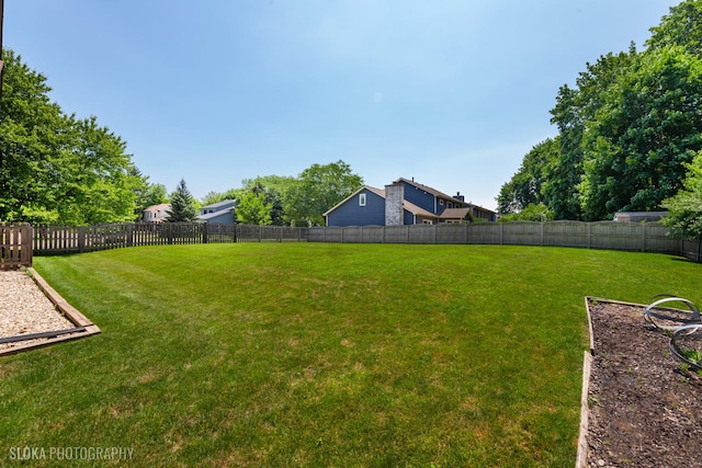 530 Sunnyside Ave, Gurnee, IL 60031 - view of fenced backyard