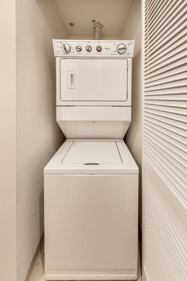 240 E Illinois St Unit 606, Chicago, IL 60611 - photo 17