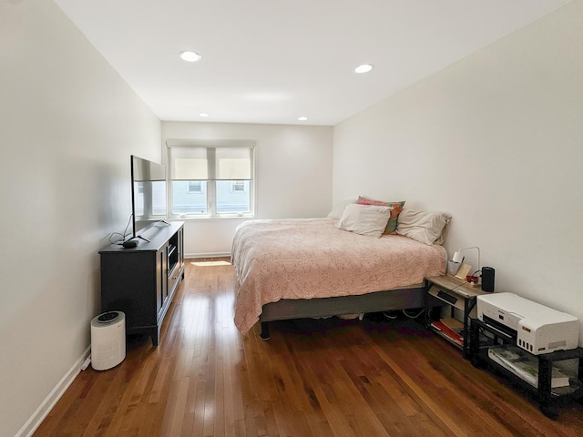 204 Inverrary Ln, Deerfield, IL 60015 - bedroom featuring wood-type flooring and recessed lighting