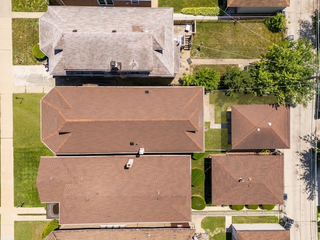 8510 S Blackstone Ave, Chicago, IL 60619 - drone / aerial view