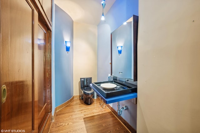 691 Lake Ave, Crystal Lake, IL 60014 - bathroom with wood finished floors and vanity