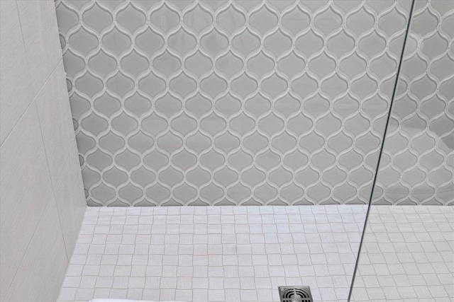 1311 Hickory Tree Ct, Mahomet, IL 61853 - bathroom view