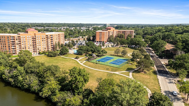 1811 Four Lakes Ave Unit 1H, Lisle, IL 60532 - drone / aerial view of a large body of water
