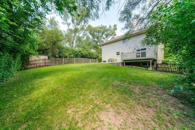 24 Hickory Rd, Oakwood Hills, IL 60013 - fenced backyard featuring a wooden deck