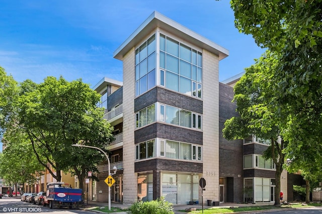 3255 N Paulina St Unit 4A, Chicago, IL 60657 - view of property
