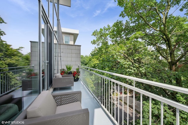 3255 N Paulina St Unit 4A, Chicago, IL 60657 - view of balcony