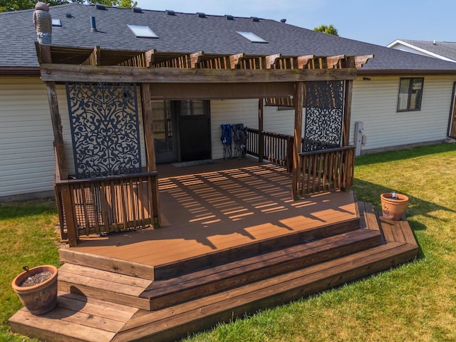1413 Bethany Ln, Pontiac, IL 61764 - wooden deck with a yard