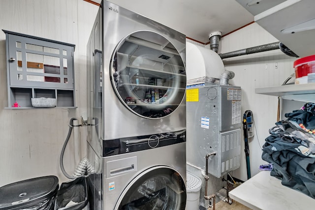 341 N Center St, Braidwood, IL 60408 - laundry area with estacked washer and dryer