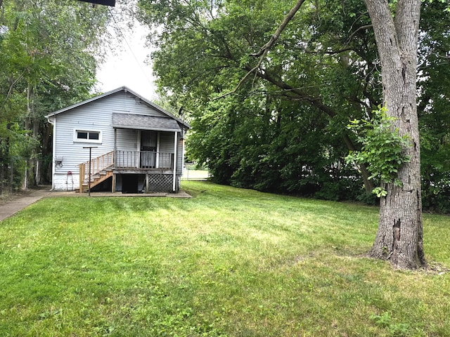 10007 S Hoxie Ave, Chicago, IL 60617 - view of green lawn with covered porch