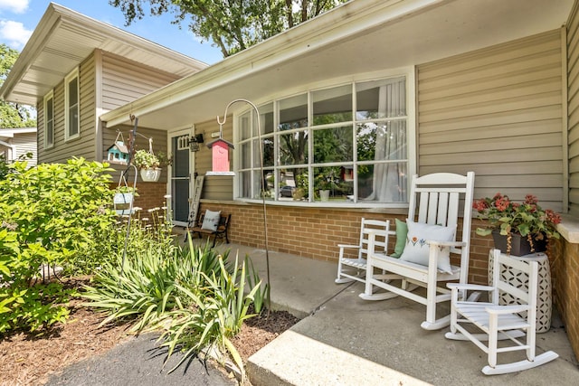 3S221 Sequoia Dr, Glen Ellyn, IL 60137 - view of covered porch