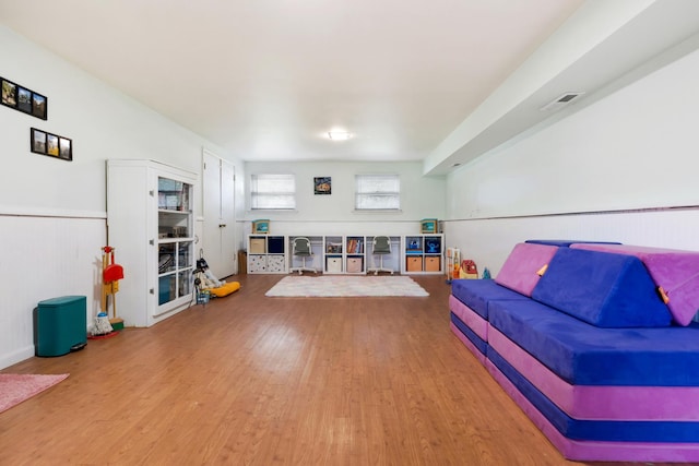 3S221 Sequoia Dr, Glen Ellyn, IL 60137 - living room with wood finished floors and wainscoting