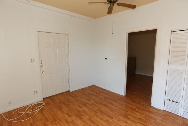 2458 N Clybourn Ave, Chicago, IL 60614 - spare room with ceiling fan and light wood-style flooring