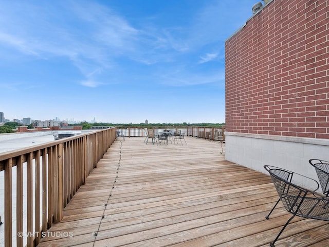 4553 N Magnolia Ave Unit 205, Chicago, IL 60640 - view of wooden terrace