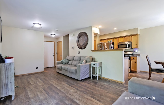 39092 Welsh Ln, Beach Park, IL 60083 - living area with dark wood-style floors and recessed lighting