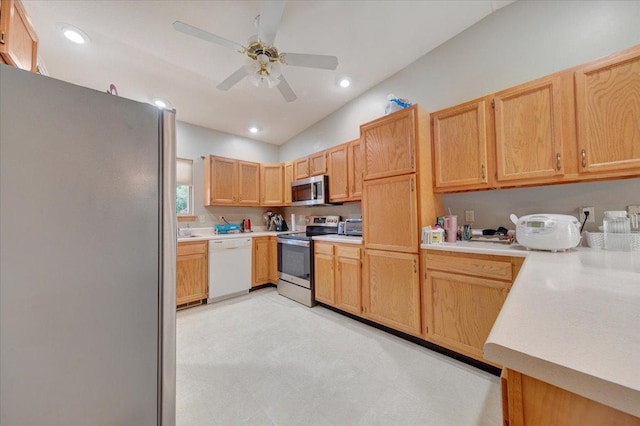 320 Royal Ct, Champaign, IL 61821 - photo 12