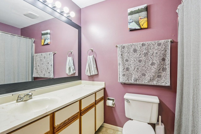 45 Orchard Ter Unit 7, Lombard, IL 60148 - bathroom featuring vanity and curtained shower