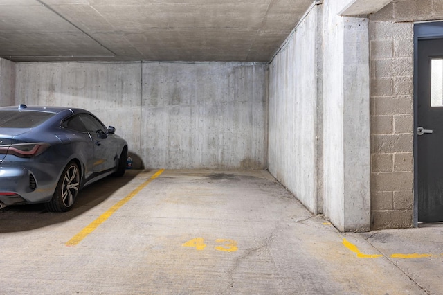 625 W Jackson Blvd Unit 406, Chicago, IL 60661 - view of parking garage